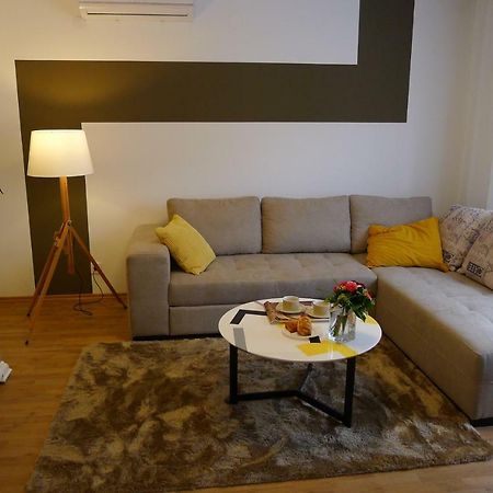 Zola Daire Zagreb Dış mekan fotoğraf